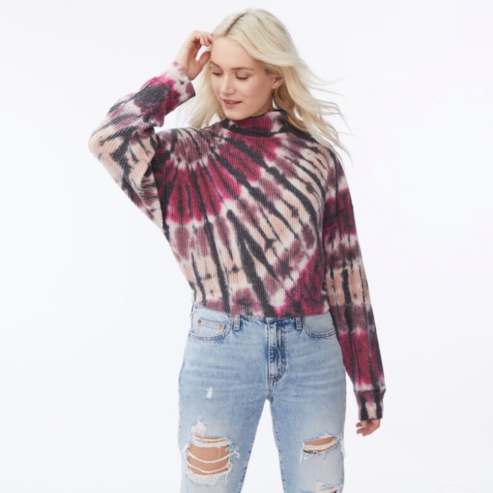 Aeropostale Long Sleeve Tie-Dye Waffle-Knit Mock-Neck Crop Top Medium